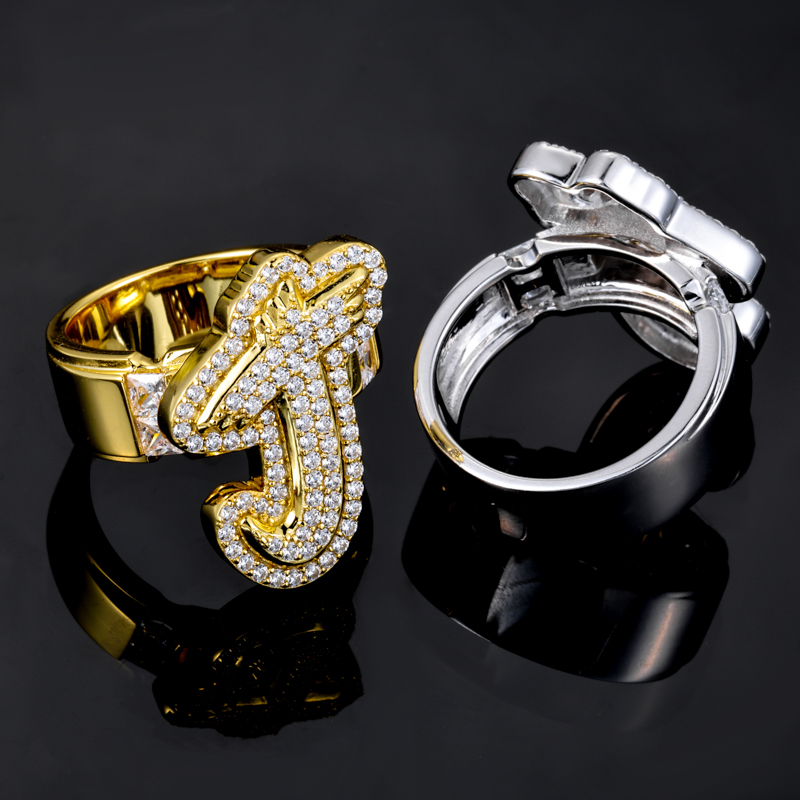 TUHE Buzlu Mozanit Özel Harfli - Statement Cocktail Ring incelemesi ve fiyatı